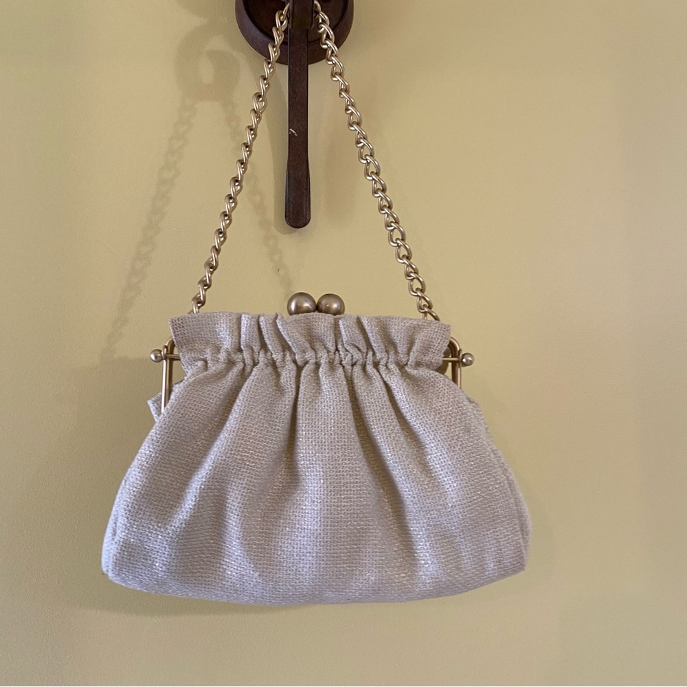 Vintage purse, cream with gold trim - Picture 5 of 7